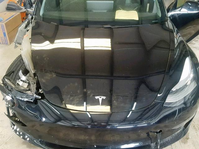 5YJ3E1EA6JF028040 - 2018 TESLA MODEL 3 BLACK photo 7