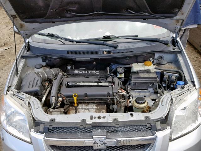 KL1TD5DE6BB181592 - 2011 CHEVROLET AVEO LS SILVER photo 7