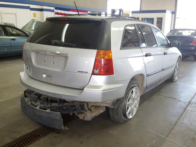 2A8GF48X98R608079 - 2008 CHRYSLER PACIFICA L SILVER photo 4