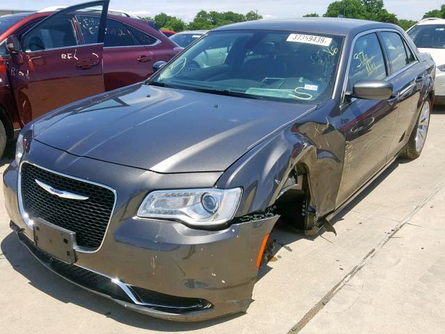 2C3CCAAG7JH283584 - 2018 CHRYSLER 300 TOURIN BLACK photo 2