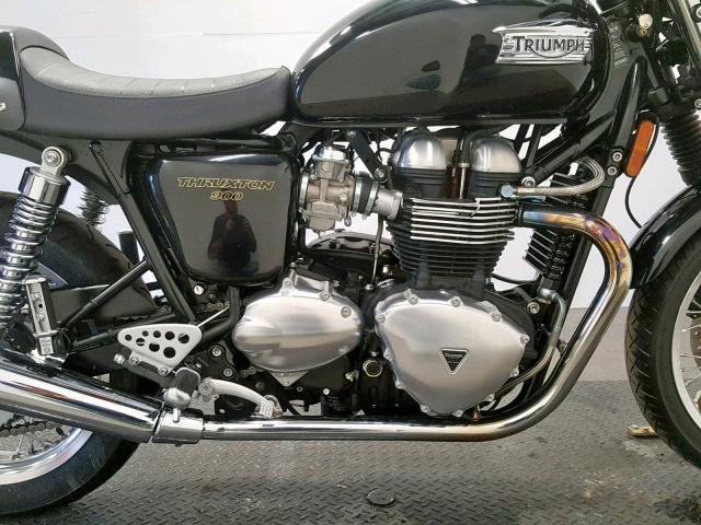 SMT920K18CT545021 - 2012 TRIUMPH MOTORCYCLE THRUXTON BLACK photo 5