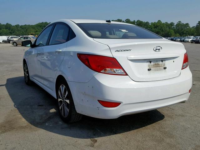 KMHCT4AE3HU325277 - 2017 HYUNDAI ACCENT SE WHITE photo 3