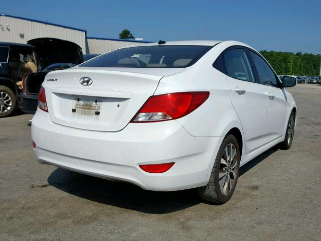 KMHCT4AE3HU325277 - 2017 HYUNDAI ACCENT SE WHITE photo 4