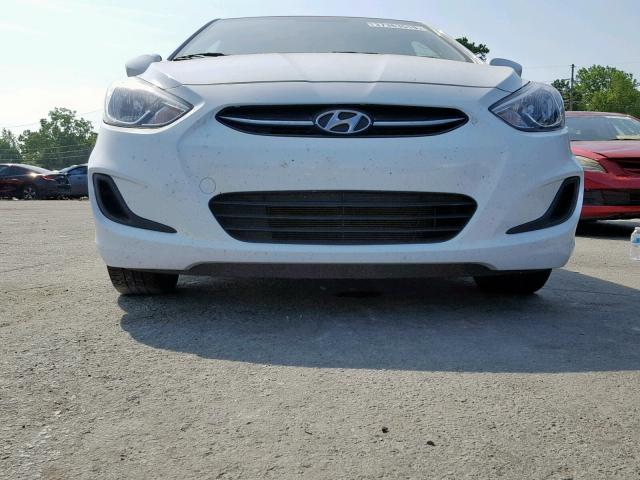 KMHCT4AE3HU325277 - 2017 HYUNDAI ACCENT SE WHITE photo 9