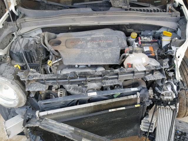 ZACCJAAT6GPC73926 - 2016 JEEP RENEGADE S თეთრი ფოტო 7