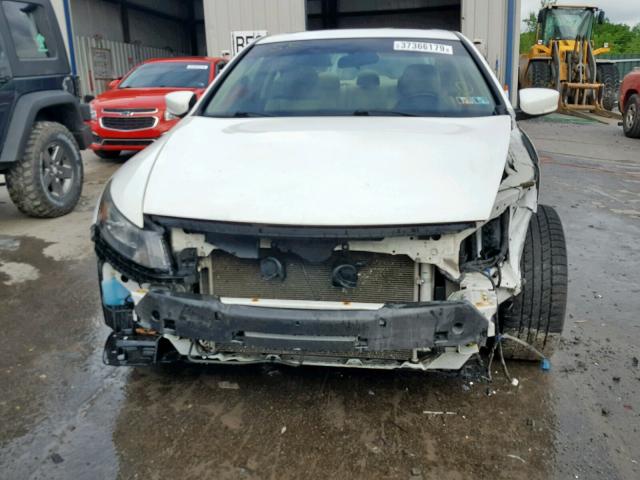 1HGCS1B8XBA006385 - 2011 HONDA ACCORD EXL WHITE photo 9