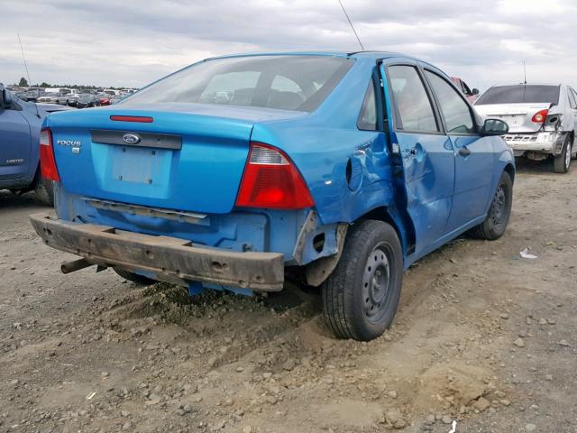 1FAHP34N67W325710 - 2007 FORD FOCUS ZX4 BLUE photo 4