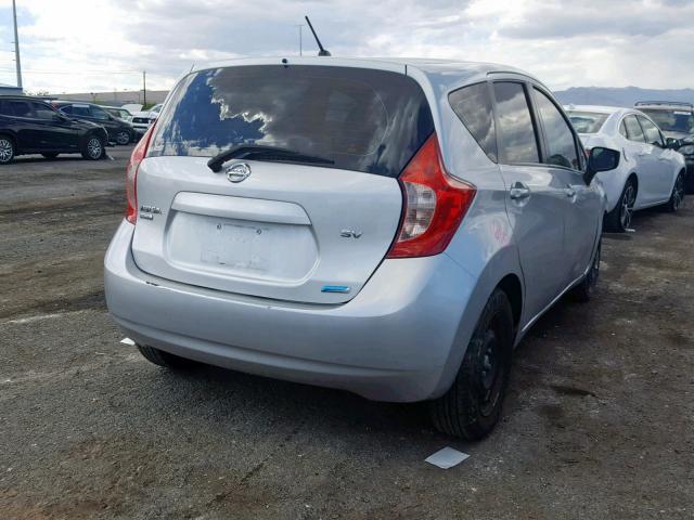 3N1CE2CP9FL367898 - 2015 NISSAN VERSA NOTE SILVER photo 4