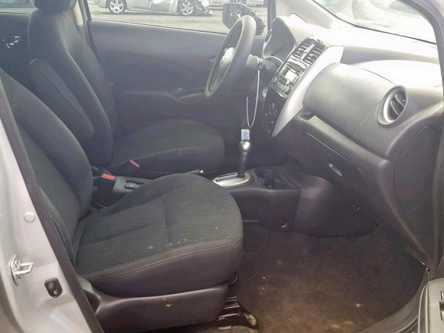 3N1CE2CP9FL367898 - 2015 NISSAN VERSA NOTE SILVER photo 5