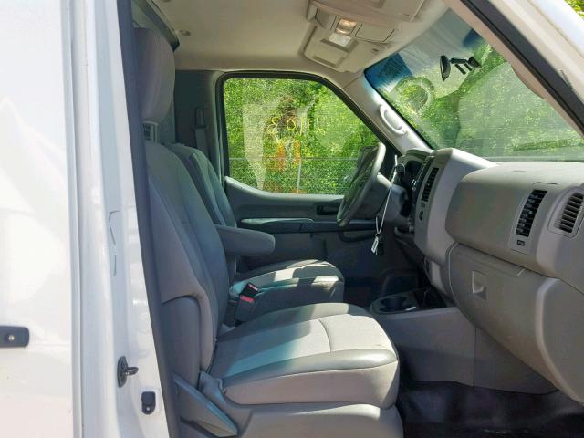 1N6BF0KM7GN813580 - 2016 NISSAN NV 1500 S WHITE photo 5