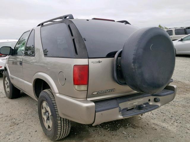 1GNCT18W61K150310 - 2001 CHEVROLET BLAZER SILVER photo 3