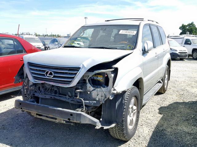 JTJBT20X030018055 - 2003 LEXUS GX 470 SILVER photo 2