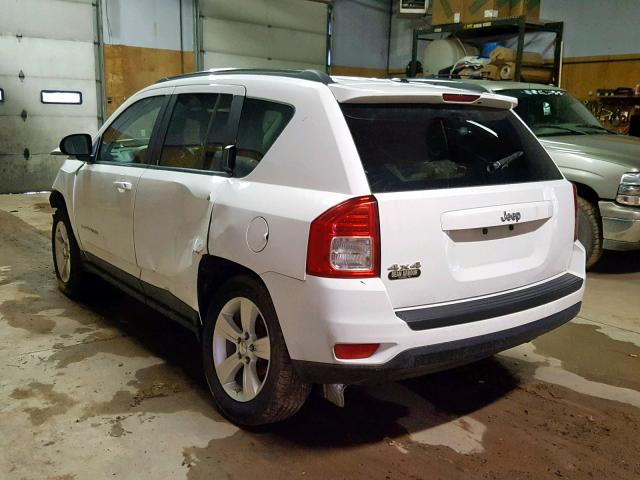 1J4NF1FB0BD258415 - 2011 JEEP COMPASS SP WHITE photo 3