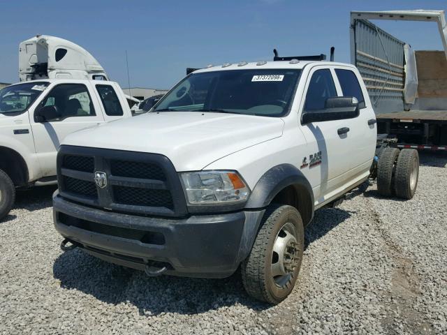 3C7WRLEL5FG511618 - 2015 RAM 4500 WHITE photo 2