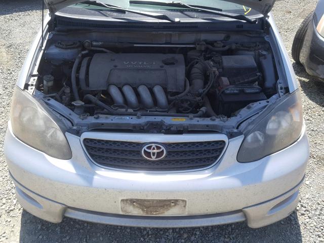 2T1BY30E95C339934 - 2005 TOYOTA COROLLA XR SILVER photo 7