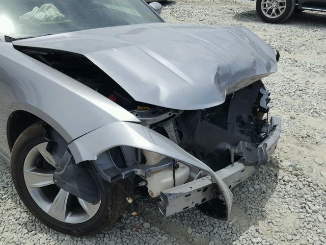 2C3CDXHG9GH114729 - 2016 DODGE CHARGER SX SILVER photo 9