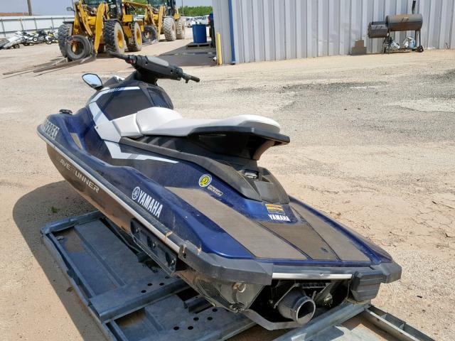 YAMA0105J718 - 2018 YAMAHA WAVERUNNER TWO TONE photo 3