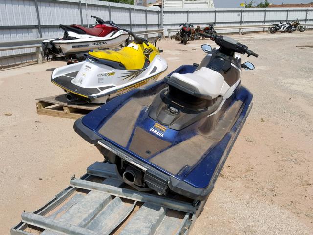 YAMA0105J718 - 2018 YAMAHA WAVERUNNER TWO TONE photo 4