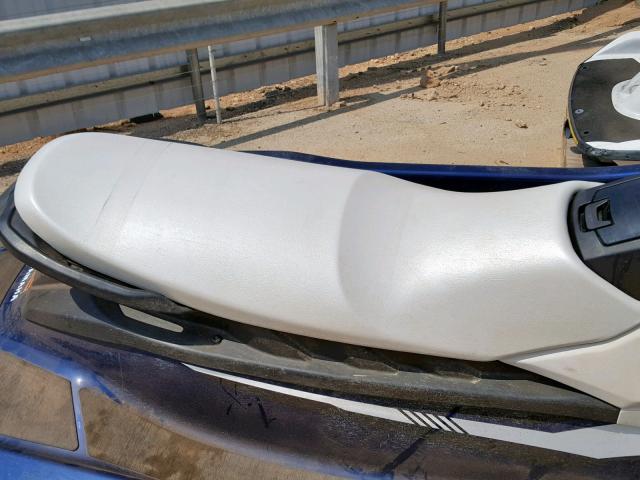 YAMA0105J718 - 2018 YAMAHA WAVERUNNER TWO TONE photo 6