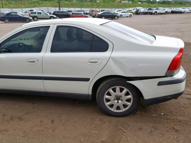 YV1RS61R712075165 - 2001 VOLVO S60 WHITE photo 9