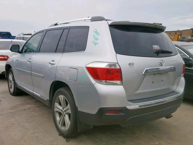 5TDYK3EH3DS128720 - 2013 TOYOTA HIGHLANDER SILVER photo 3