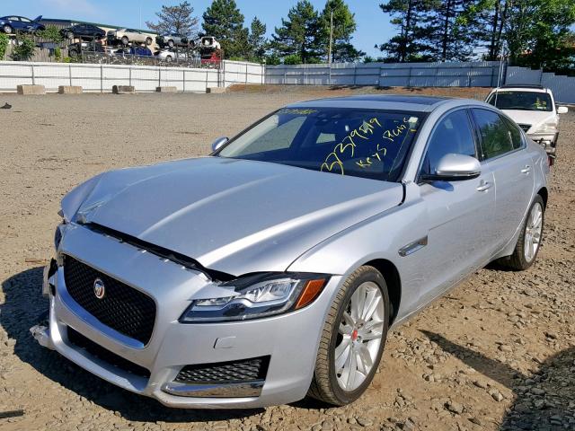 SAJBK4BV8HCY36086 - 2017 JAGUAR XF PRESTIG SILVER photo 2