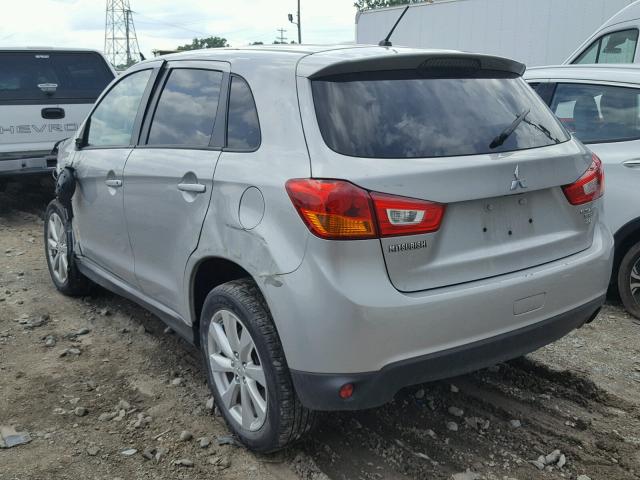 4A4AP3AW8FE035619 - 2015 MITSUBISHI OUTLANDER SILVER photo 3