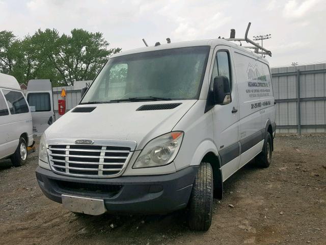 WDYPE7CC1C5642897 - 2012 FREIGHTLINER SPRINTER 2 WHITE photo 2