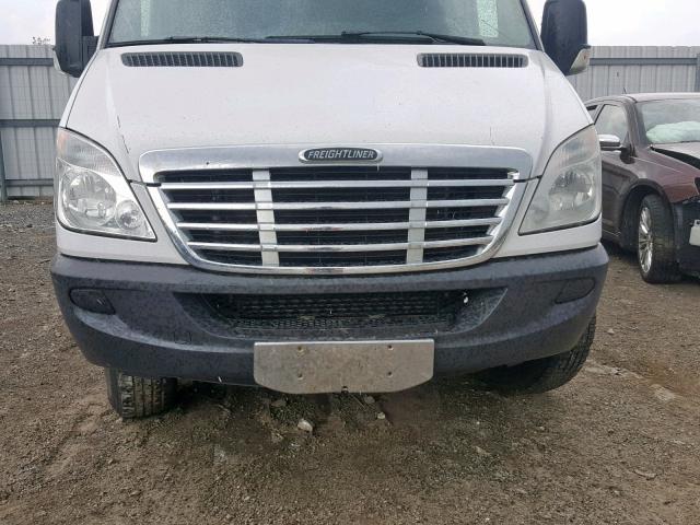 WDYPE7CC1C5642897 - 2012 FREIGHTLINER SPRINTER 2 WHITE photo 9