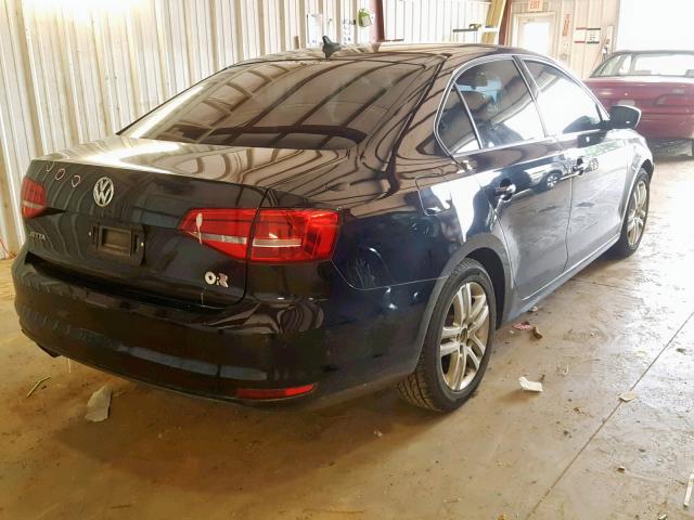 3VW2K7AJ4FM232770 - 2015 VOLKSWAGEN JETTA BASE BLACK photo 4