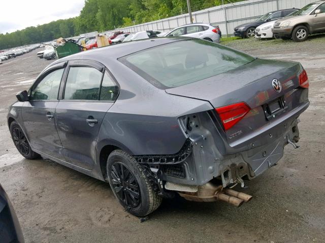 3VW2K7AJ6FM303659 - 2015 VOLKSWAGEN JETTA BASE GRAY photo 3