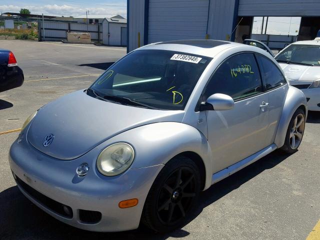3VWFE21C52M445105 - 2002 VOLKSWAGEN NEW BEETLE Gümüş foto 2