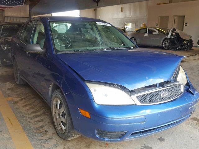 1FAFP34NX5W254659 - 2005 FORD FOCUS ZX4 BLUE photo 1