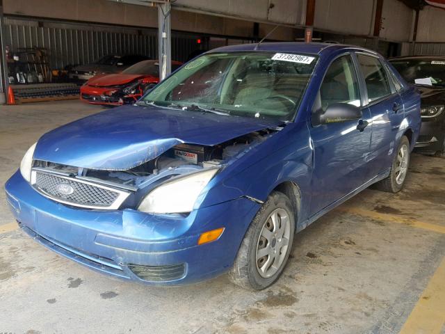 1FAFP34NX5W254659 - 2005 FORD FOCUS ZX4 BLUE photo 2