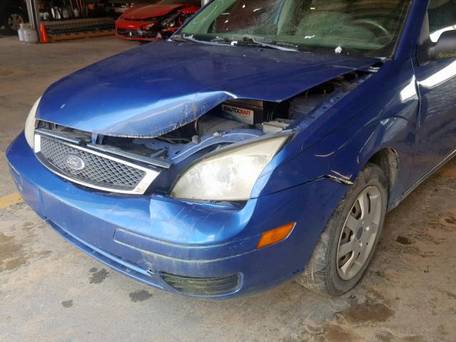 1FAFP34NX5W254659 - 2005 FORD FOCUS ZX4 BLUE photo 9