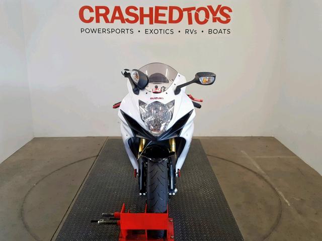 JS1GR7MAXH2101699 - 2017 SUZUKI GSX-R750 WHITE photo 2