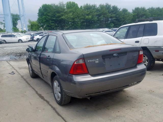 1FAFP34N07W100934 - 2007 FORD FOCUS ZX4 GRAY photo 3