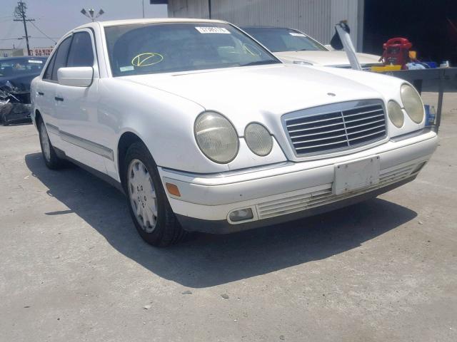 WDBJF55F8VA310555 - 1997 MERCEDES-BENZ E 320 WHITE photo 1