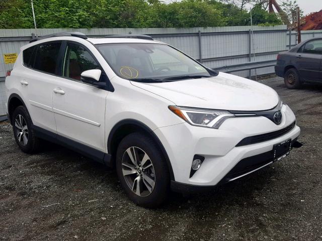 JTMRFREV2JD246458 - 2018 TOYOTA RAV4 ADVEN WHITE photo 1