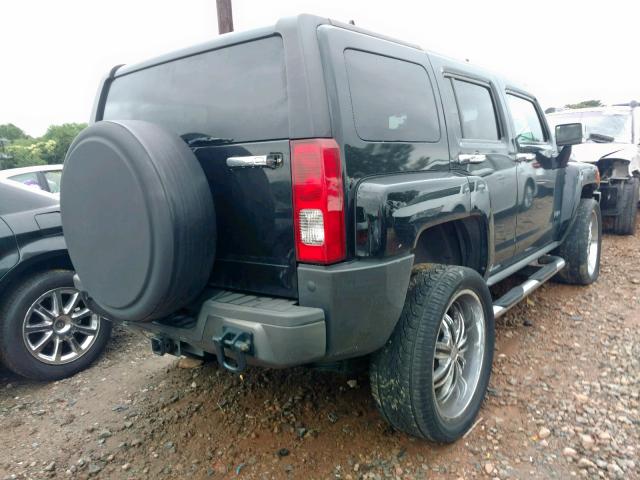 5GTDN136468160345 - 2006 HUMMER H3 BLACK photo 4