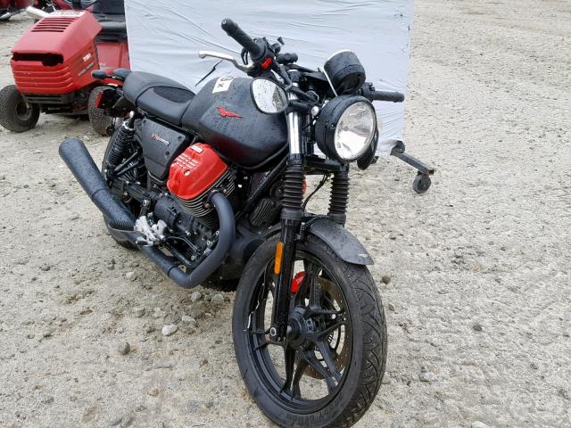 ZGULDUC00JM000091 - 2018 MOTO GUZZI V7 BLACK photo 1