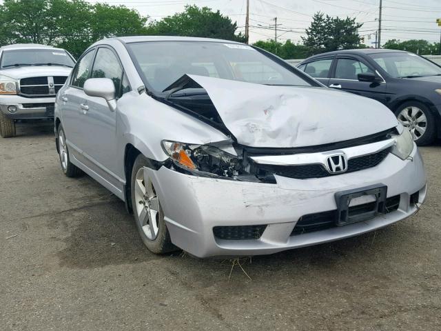 2HGFA1F60AH560446 - 2010 HONDA CIVIC LX-S Gümüş foto 1