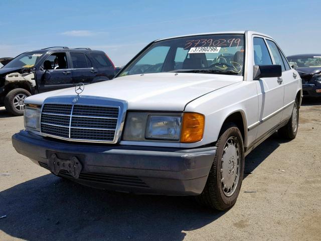 WDBDB26D9JF504755 - 1988 MERCEDES-BENZ 190 D 2.5 WHITE photo 2