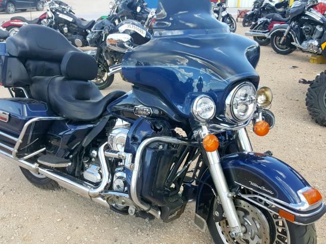 1HD1FCM18DB686689 - 2013 HARLEY-DAVIDSON FLHTCU ULT BLUE photo 9