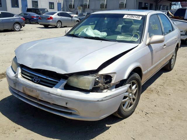 4T1BF28K31U965627 - 2001 TOYOTA CAMRY LE TAN photo 2