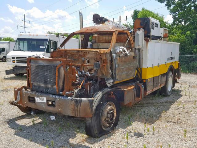 1GBM7H1CX2J508613 - 2002 CHEVROLET C-SERIES C BURN photo 2