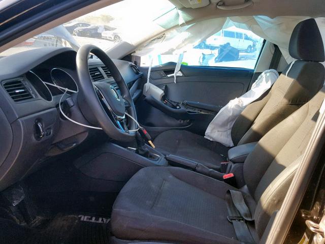 3VW2K7AJXFM294495 - 2015 VOLKSWAGEN JETTA BASE 黑色 照片 5