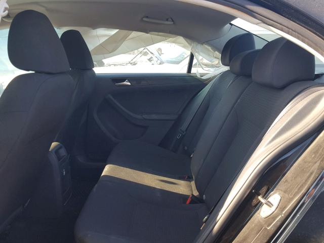 3VW2K7AJXFM294495 - 2015 VOLKSWAGEN JETTA BASE 黑色 照片 6
