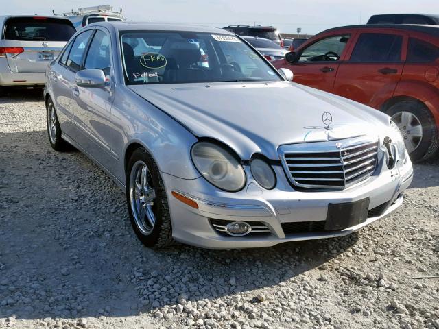 WDBUF56X68B219139 - 2008 MERCEDES-BENZ E 350 SILVER photo 1