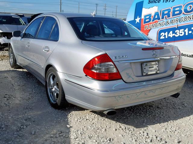 WDBUF56X68B219139 - 2008 MERCEDES-BENZ E 350 SILVER photo 3